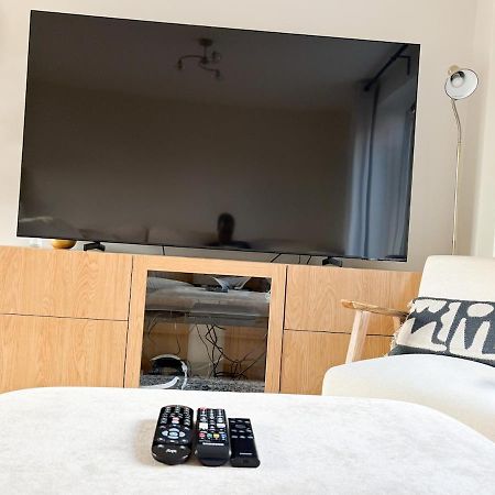 Home In 上敏斯特 外观 照片